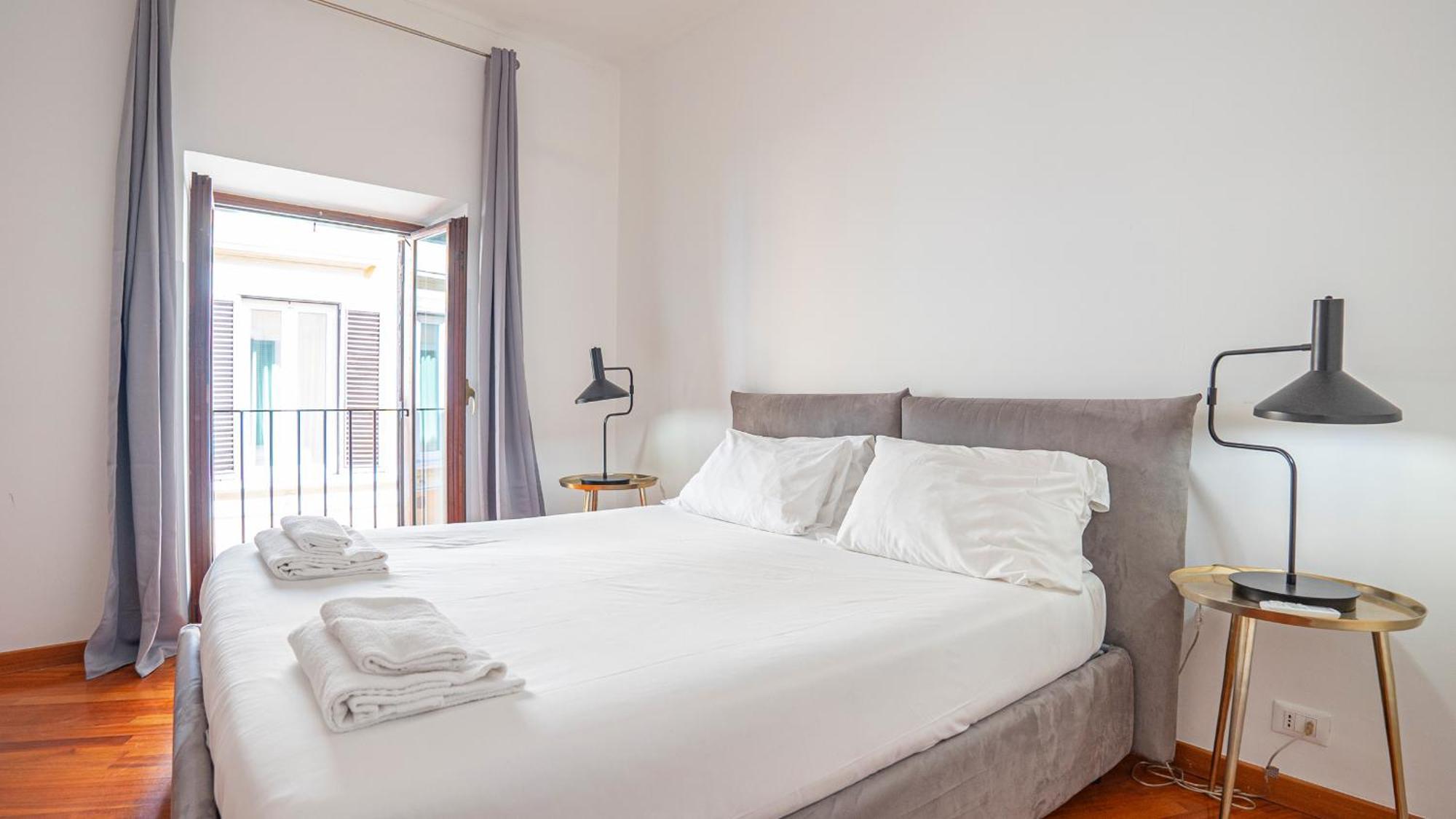 Piazza Navona Elegant And Central Three-Room Apt Rome Exterior photo